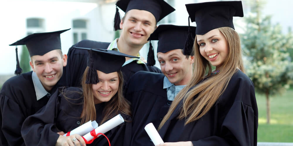 Application Procedures for Scholarships for Undergraduate Students