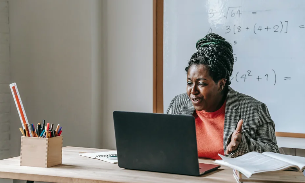 Highest Paying Al­ter­na­tive Careers for Teachers